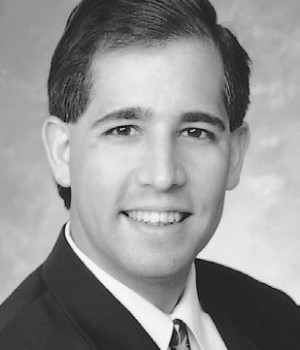 Photo of Dr Louis Lopez MD Photo of Dr Louis Lopez MD