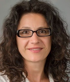 Photo of Dr Andreea Mistric MD Photo of Dr Andreea Mistric MD