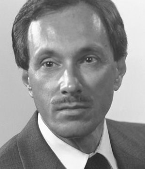 Photo of Dr Louis Romain MD Photo of Dr Louis Romain MD