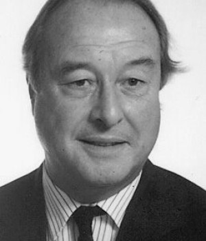 Photo of Dr Arthur  Warr MD Photo of Dr Arthur  Warr MD